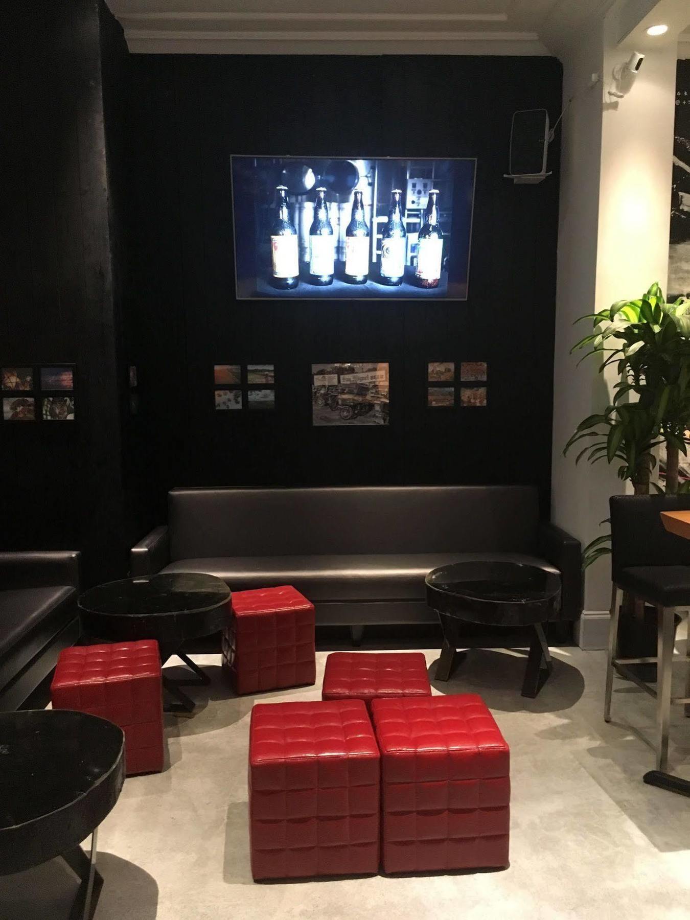 Hotel Executive Vintage Court